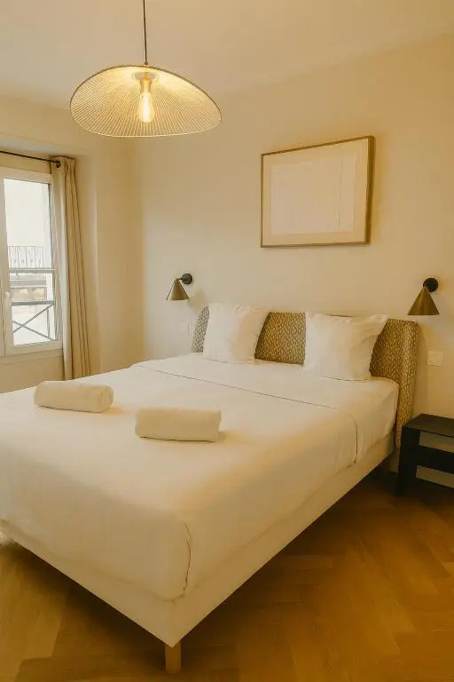 Luxury apartments in Paris Center