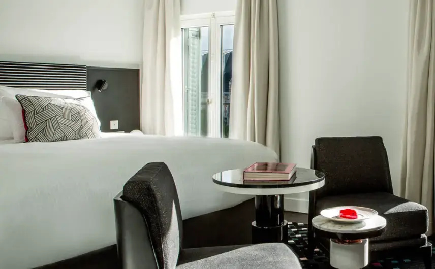 Eiffel Tower View Double Suite (full double bed)