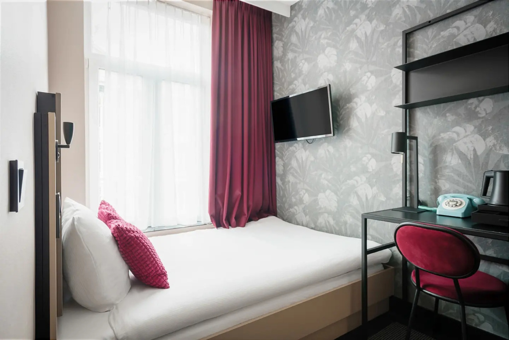 Hotel photo 12