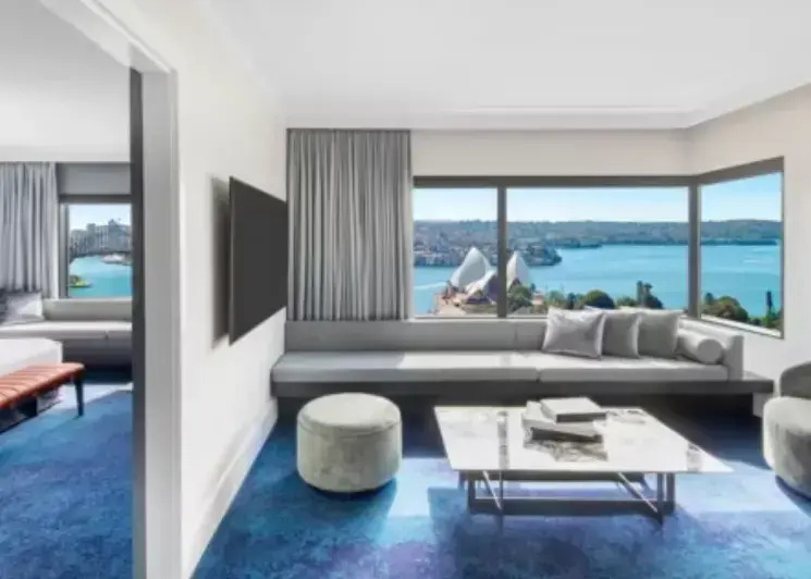 1 Bedroom Club Lounge Access Double Suite with Opera House view (full double bed)