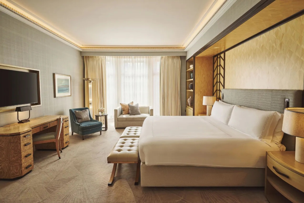 Claridge’s Double Studio (full double bed)