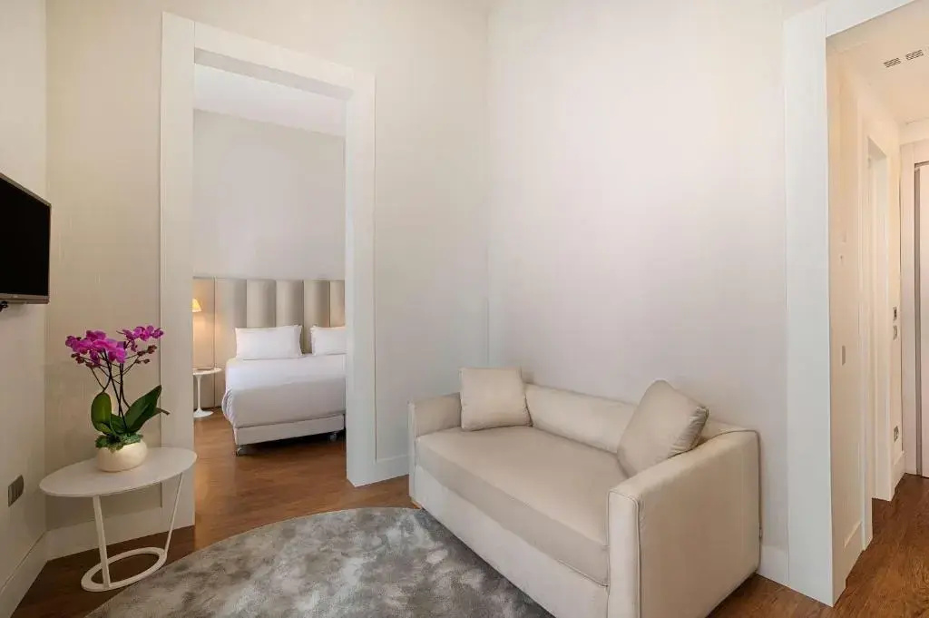 Double Junior Suite (twin beds)