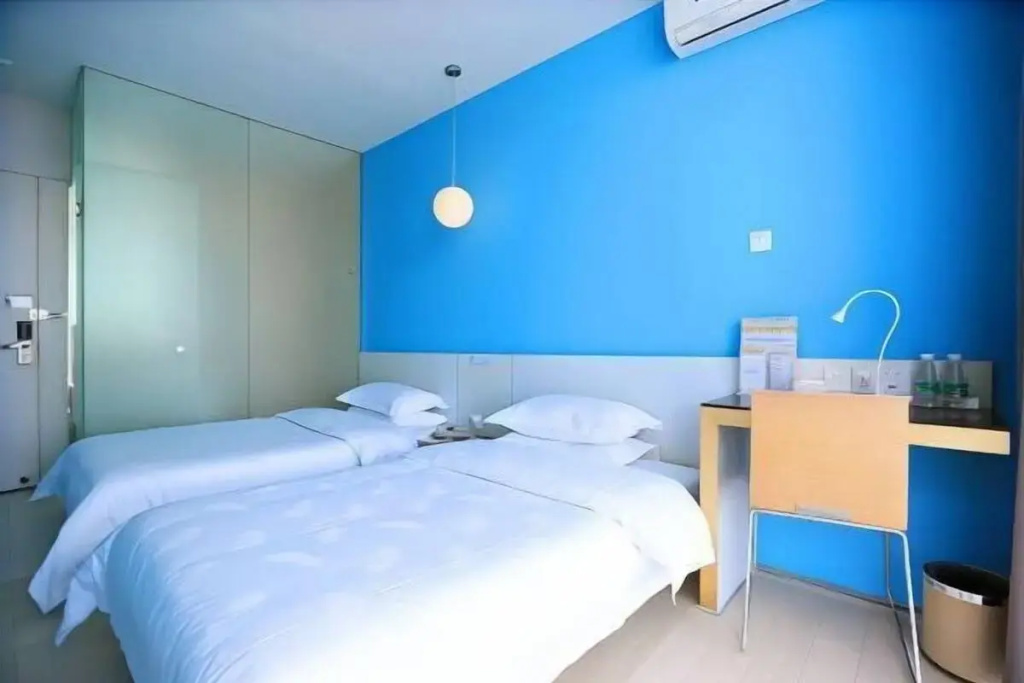 Selected Scenery Double room (twin beds)