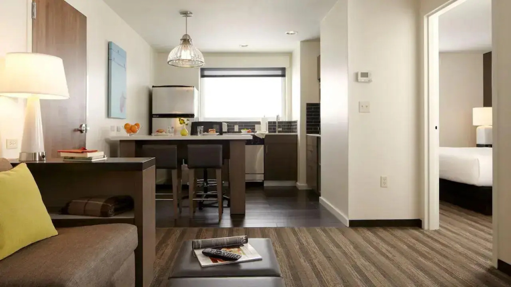 2 Bedrooms Quadruple Suite