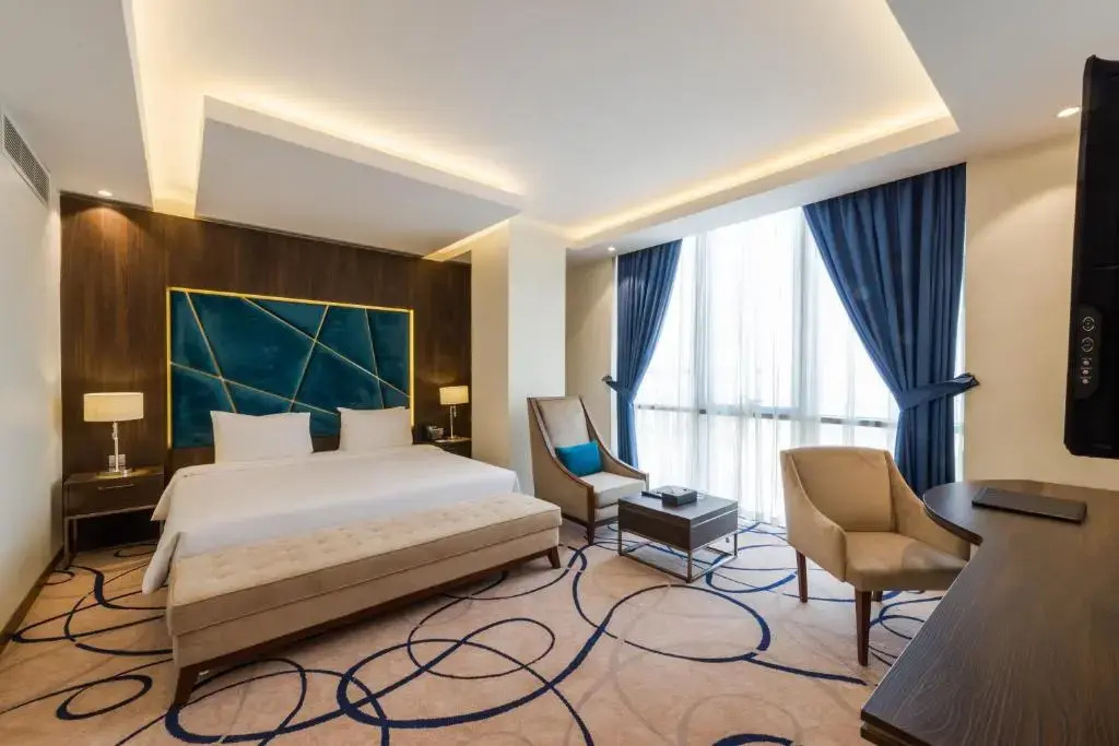 Double Junior Suite (full double bed)