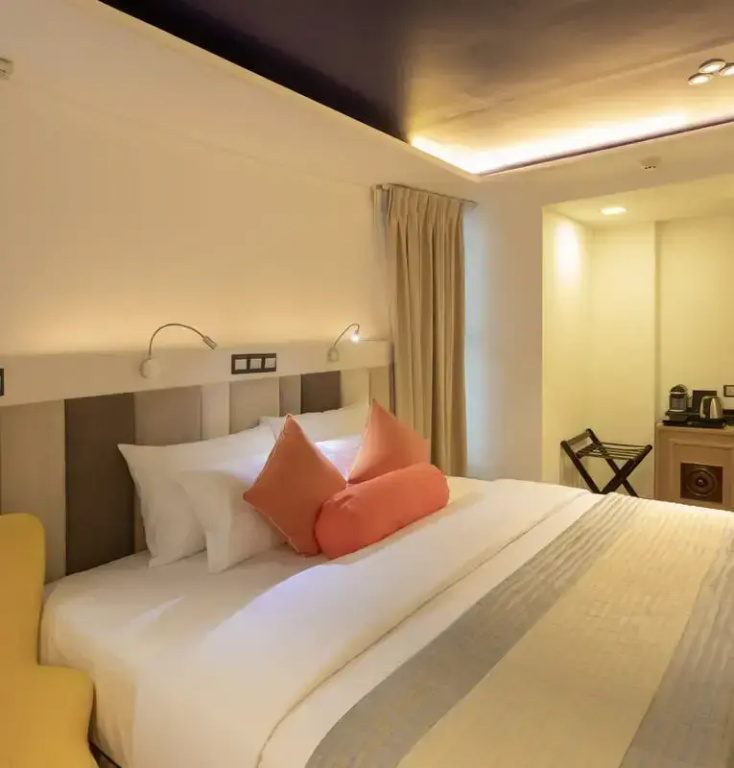 Superior Double room (full double bed)