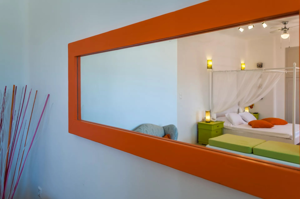 Eiriana Luxury Suites - Chambres