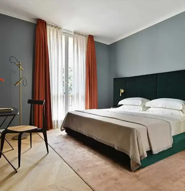 Grand Double room (full double bed)