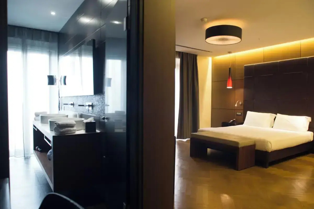 Hotel photo 12
