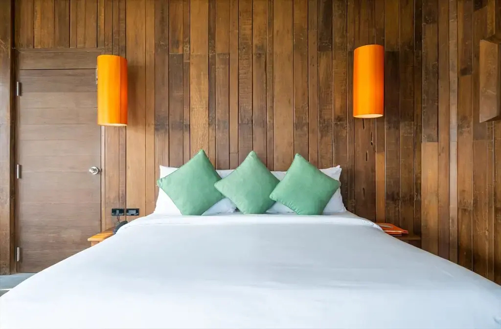 Double Suite beachfront (full double bed)