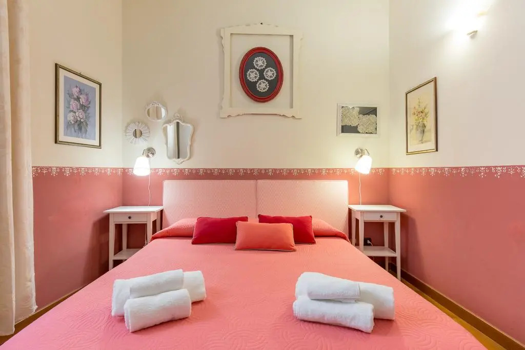 Like Romeo Suites - Chambres