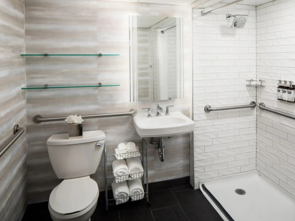 Accessible Double room (full double bed)