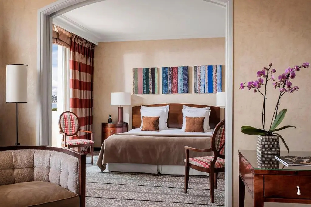 Deluxe Double Suite with sea view (full double bed)