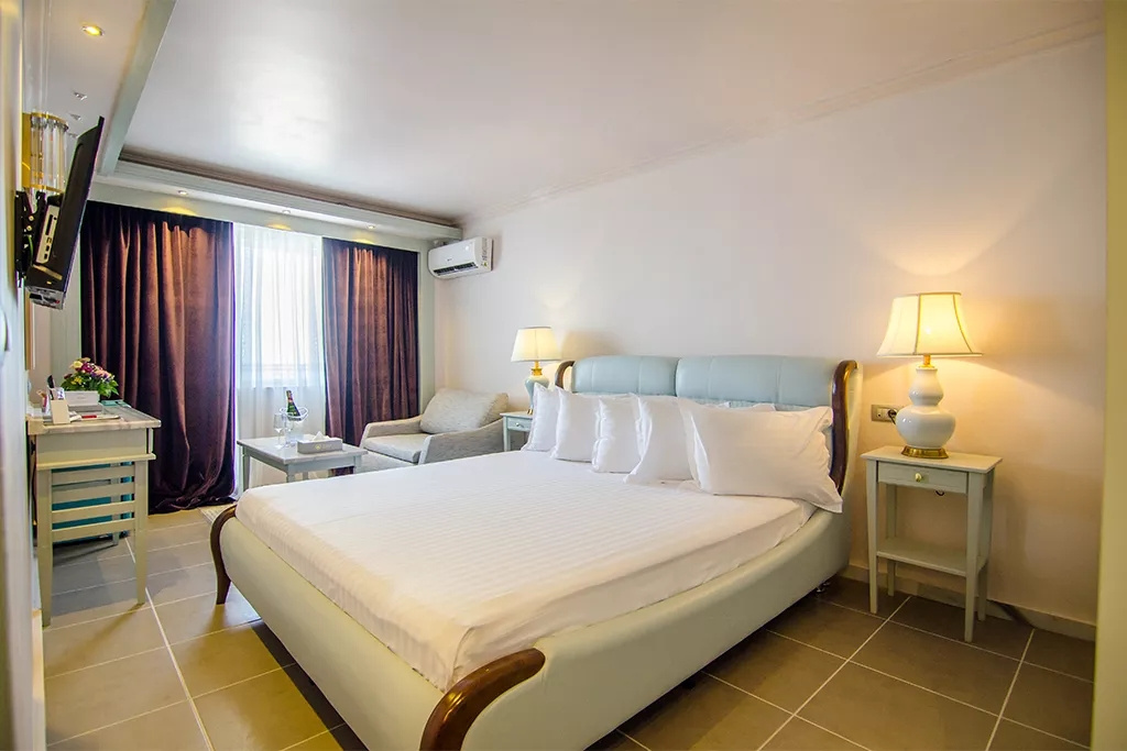 Amfiteatru Suite