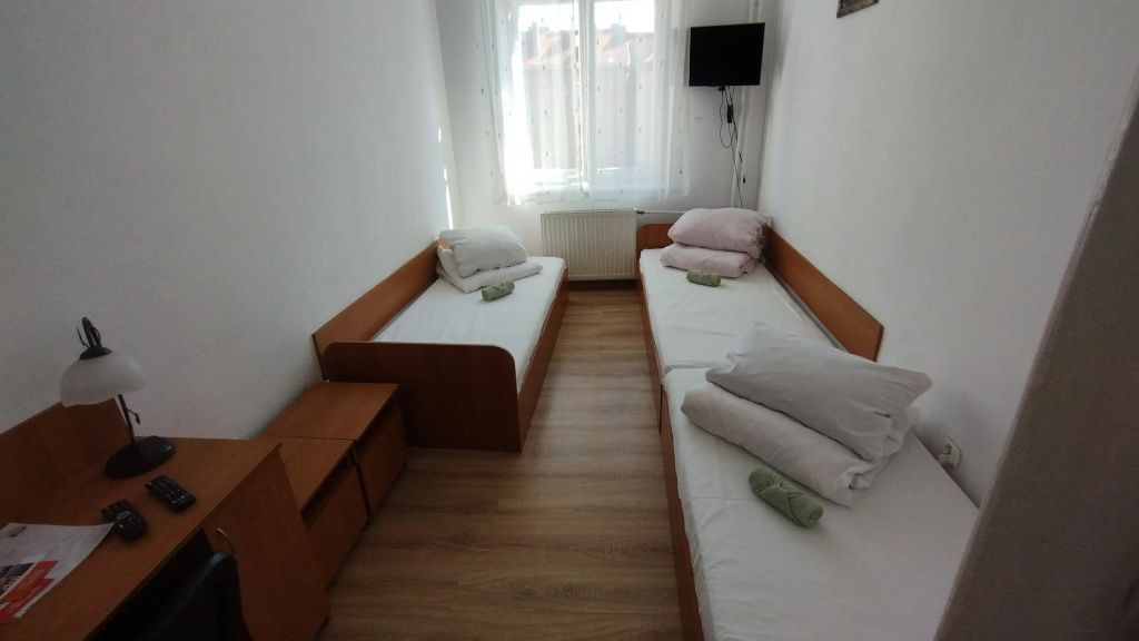 Triple room
