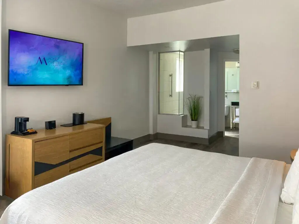 Marseilles Beachfront Hotel - Chambres