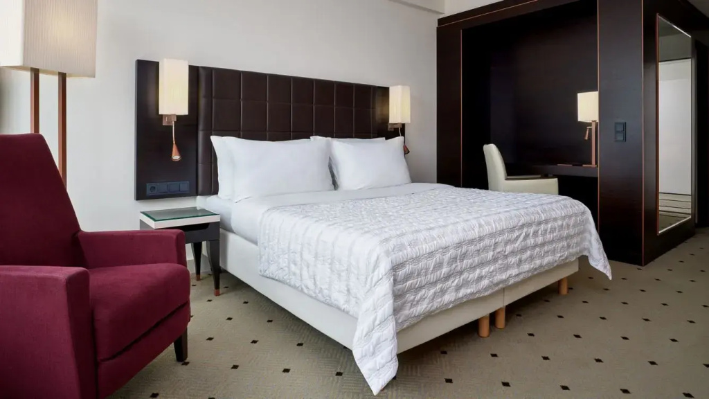 Superior Double room (full double bed)