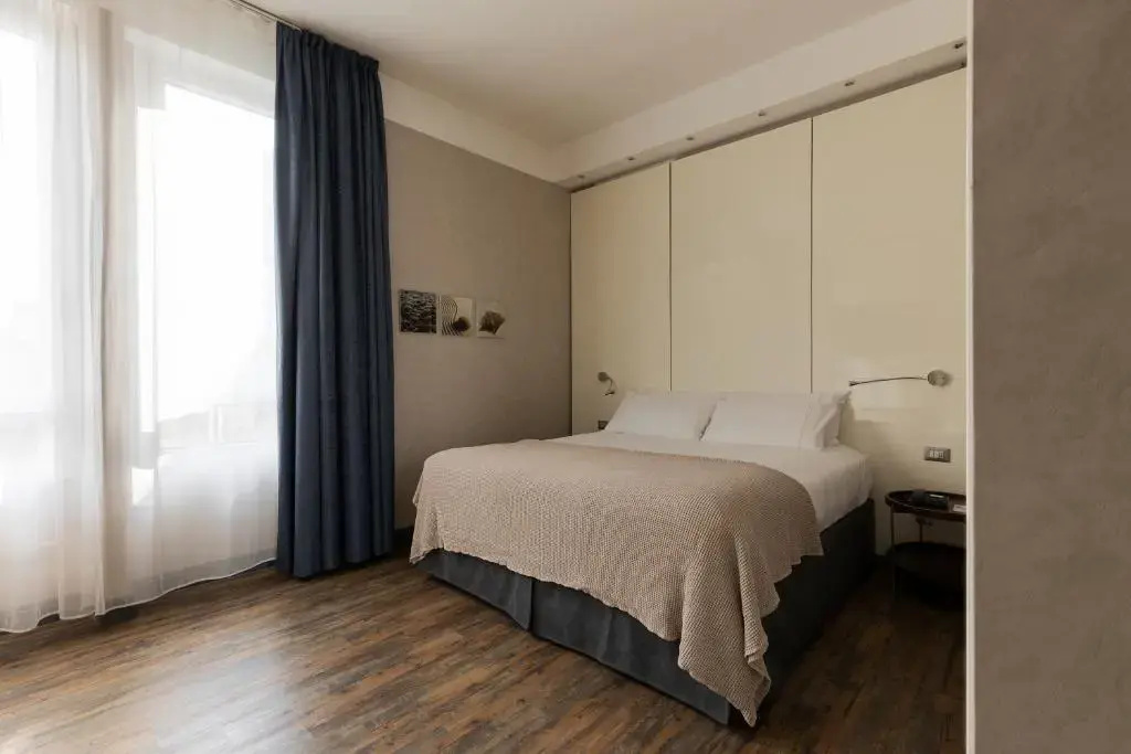 Comfy Double room (full double bed)
