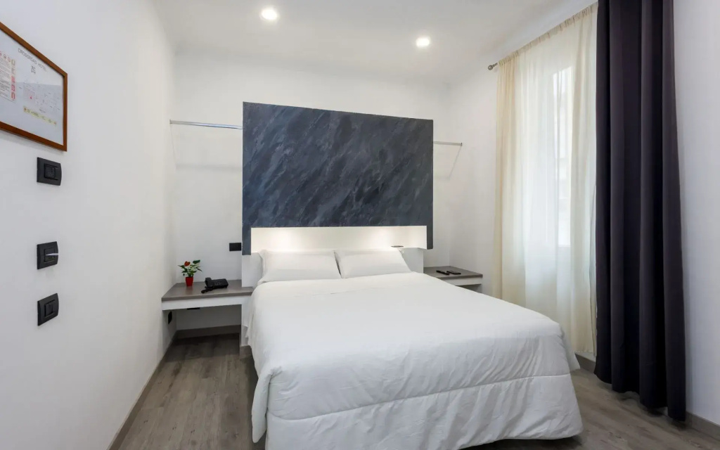 Superior Double room (full double bed)