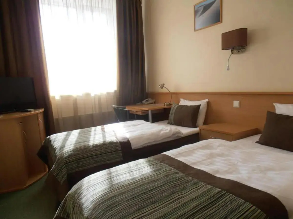 Sky High Hotel - Chambres