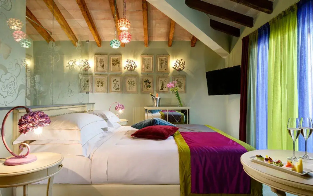 Двухместный полулюкс The Botany двуспальная кровать в Hotel Ville sull'Arno