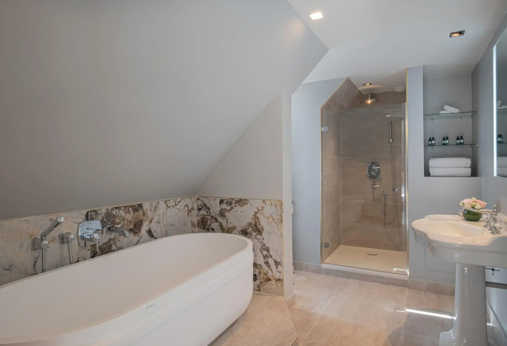 Hôtel Elysia by Inwood Hotels 15