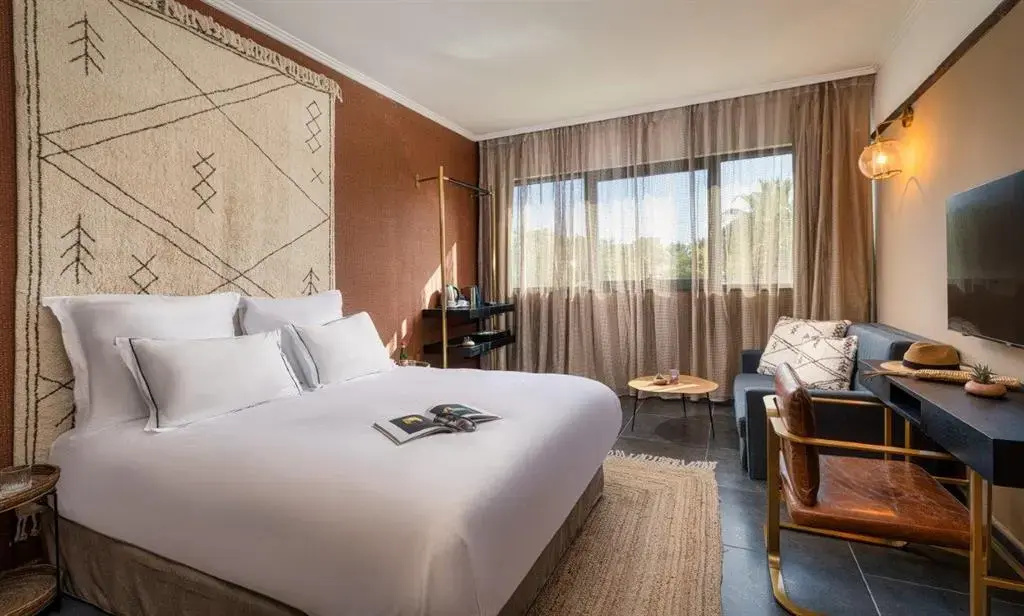 Classic Double room (full double bed)