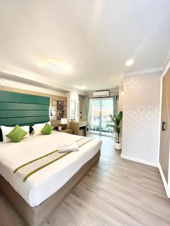 Executive Double Suite (full double bed)