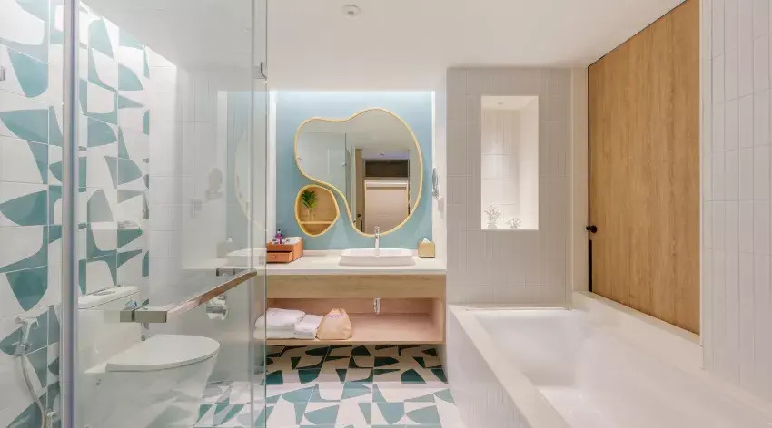 Номер Premium Deluxe с видом на бассейн в Centara Karon Resort Phuket