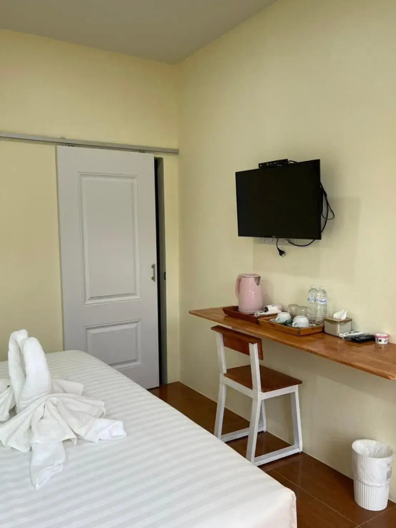 Standard Double Bungalow (full double bed)