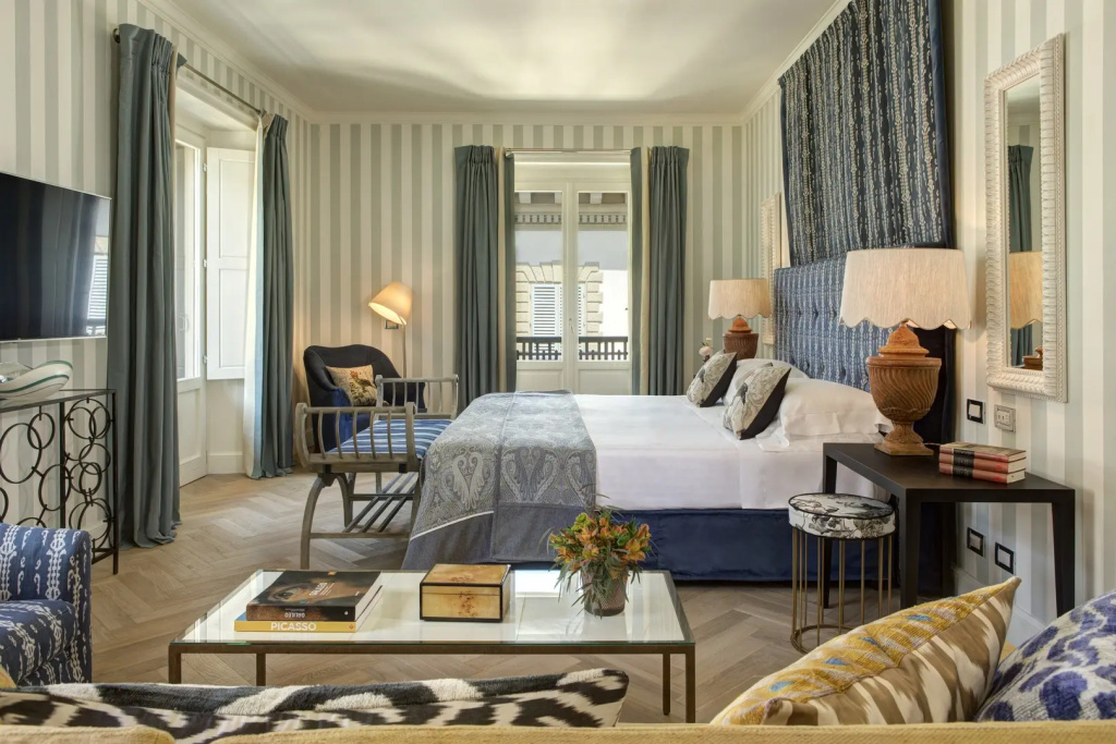 Duomo Presidential Double Suite (full double bed)