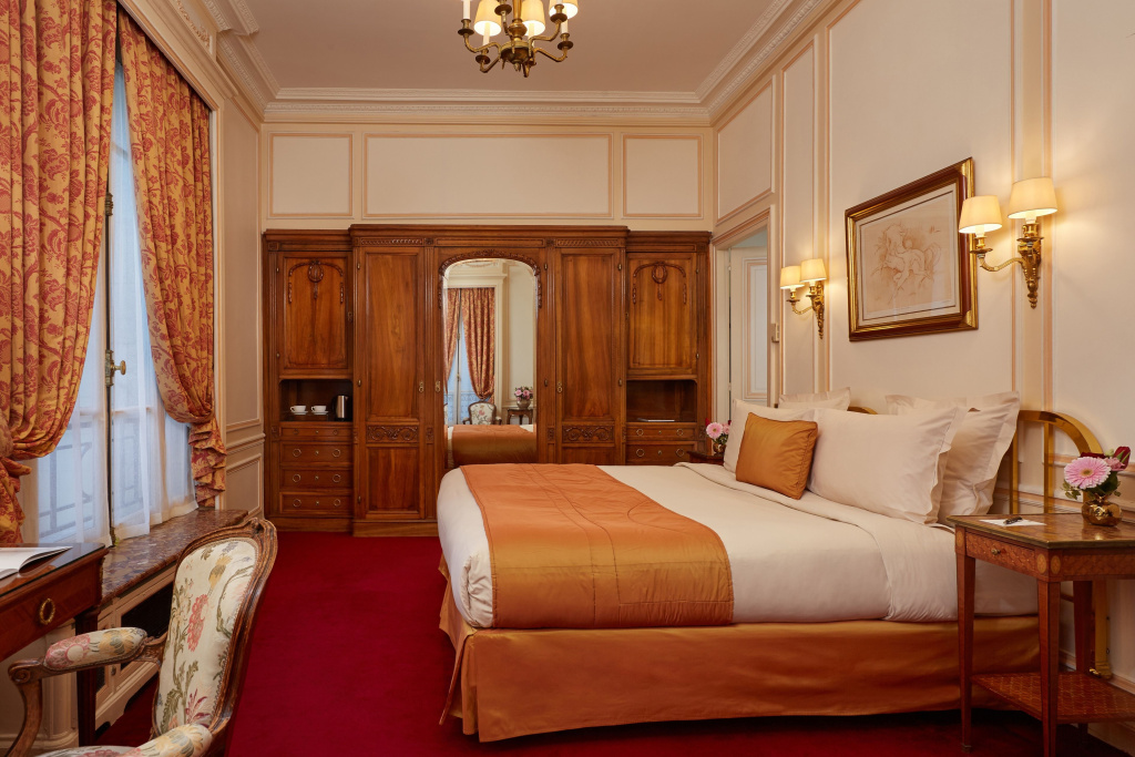 Hotel Raphael 68
