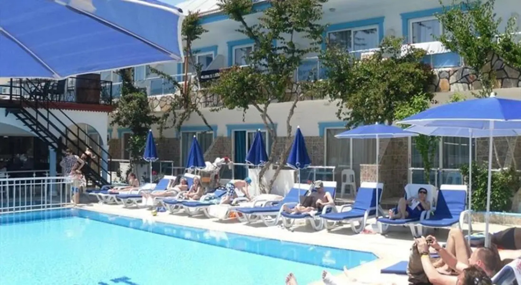 Hotel photo 12