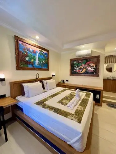 Deluxe with Extra Bed Double room (full double bed)