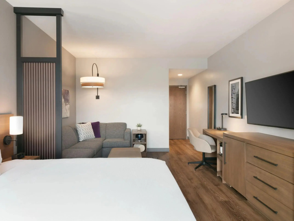Double room (full double bed)