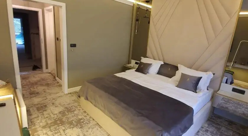 Superior Double Apartment (full double bed)