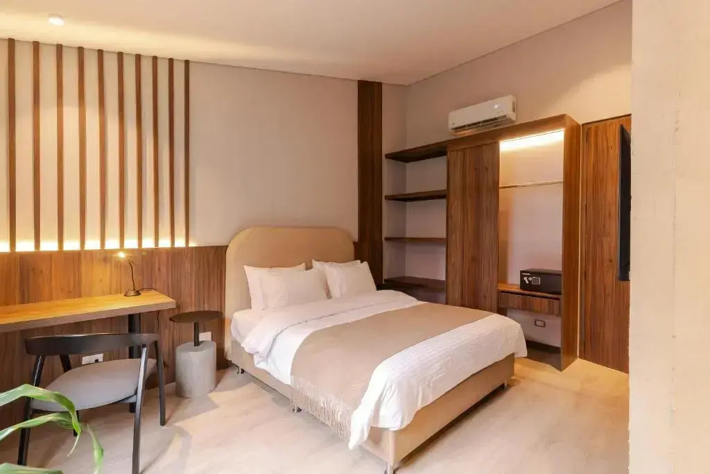Deluxe Double Studio (full double bed)