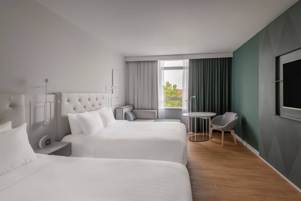 Superior Quadruple room
