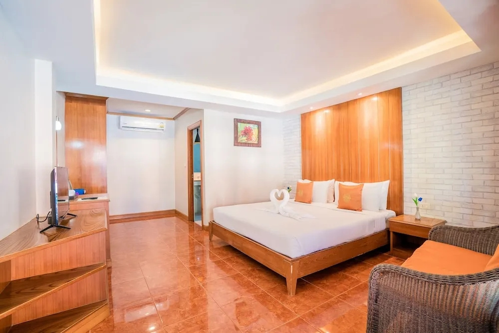 Deluxe Double Bungalow (full double bed)
