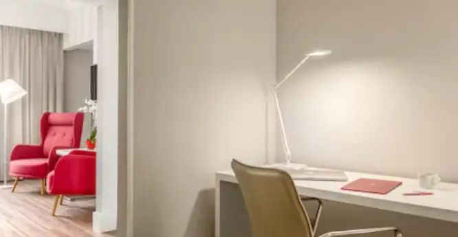 Двухместный полулюкс двуспальная кровать в NH Collection Brussels Centre