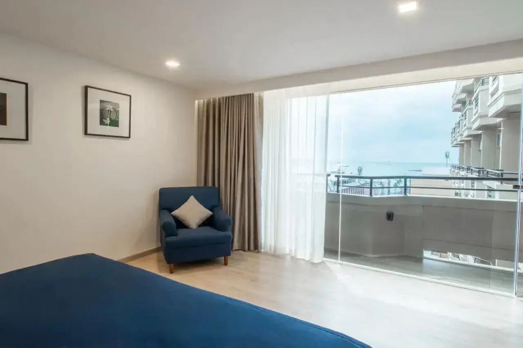 Двухместный номер Premier двуспальная кровать в Sunbeam Hotel Pattaya