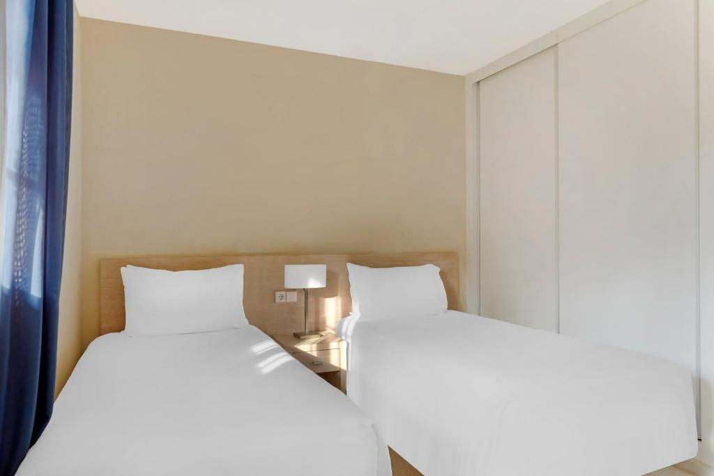 Los Amigos Beach Club Hotel - Chambres