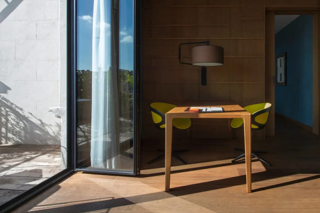 Двухместный люкс Alma Terrace двуспальная кровать в Alma Barcelona