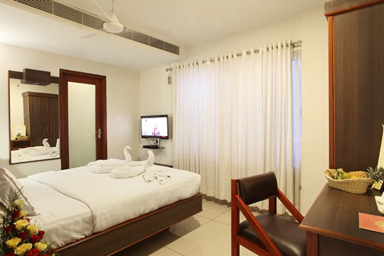 Standard Non A/C Double room (full double bed)