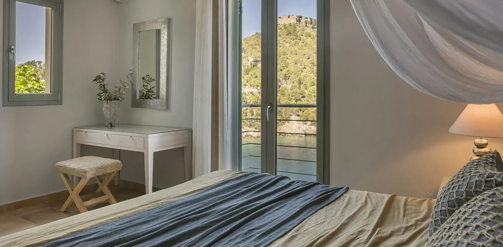 3 Bedrooms Akrogiali Villa