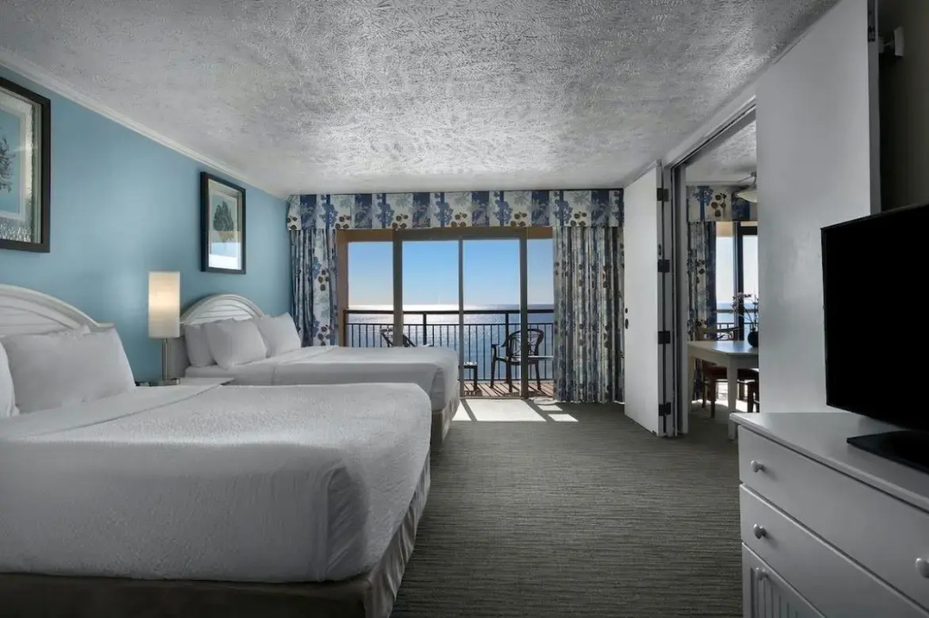 1 Bedroom Executive Junior Suite oceanfront