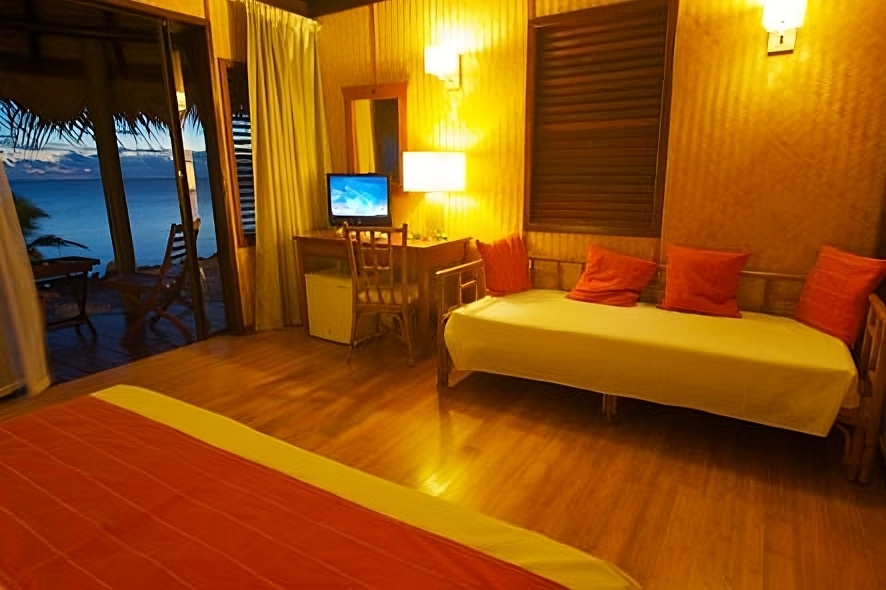 Lagoon Bungalow