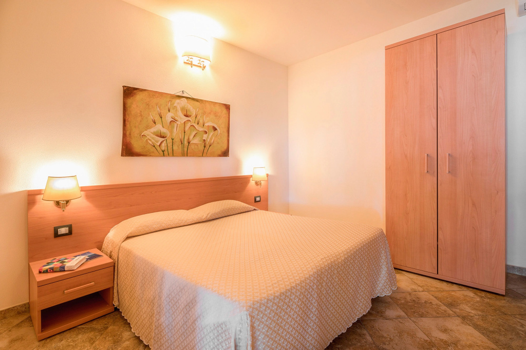 Coral Double room (twin beds)