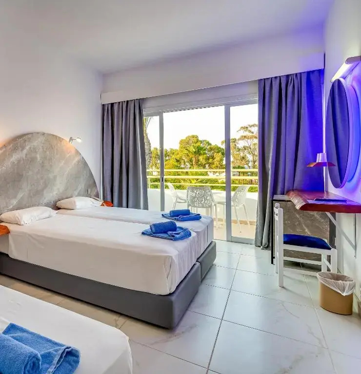 Adelais Bay Hotel - Chambres