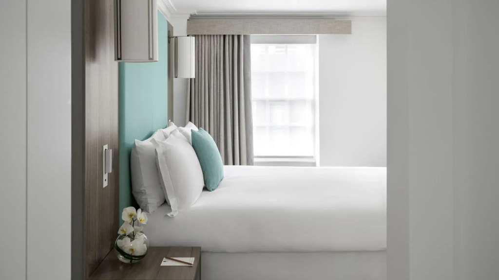 4 Bedrooms Como Residence
